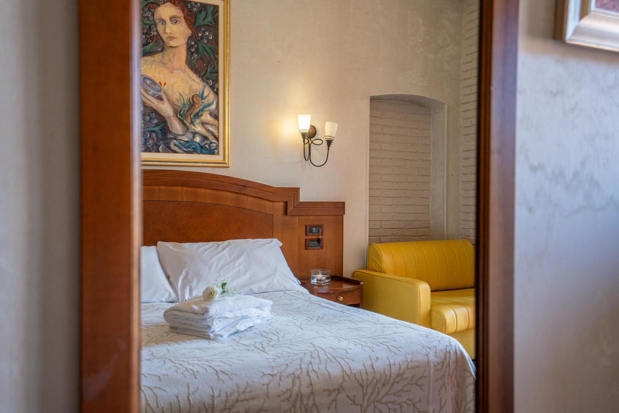 Hotel Santa Lucia Termoli Exterior foto